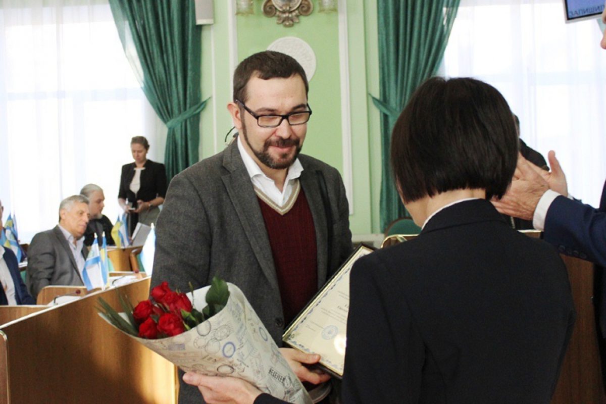 Владислав Мангер відзначив лікарів, які зберегли руку 15-річному підлітку
